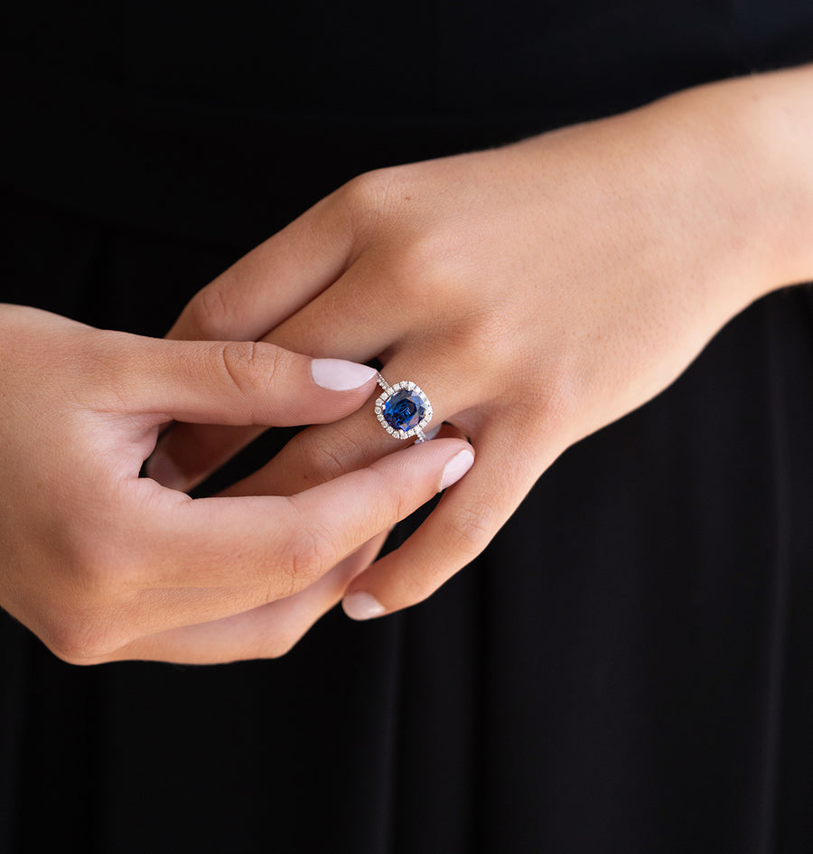 Edwardian Royal Blue Sapphire and Diamond Engagement Ring, Platinum –  Antique Ring Boutique